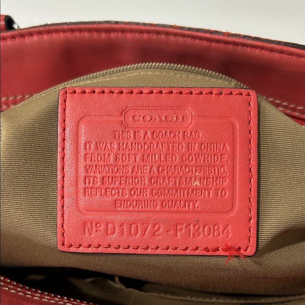 Coach Hampton braided pebbled leather shoulder bag, model F13084. - Picture 7 of 9